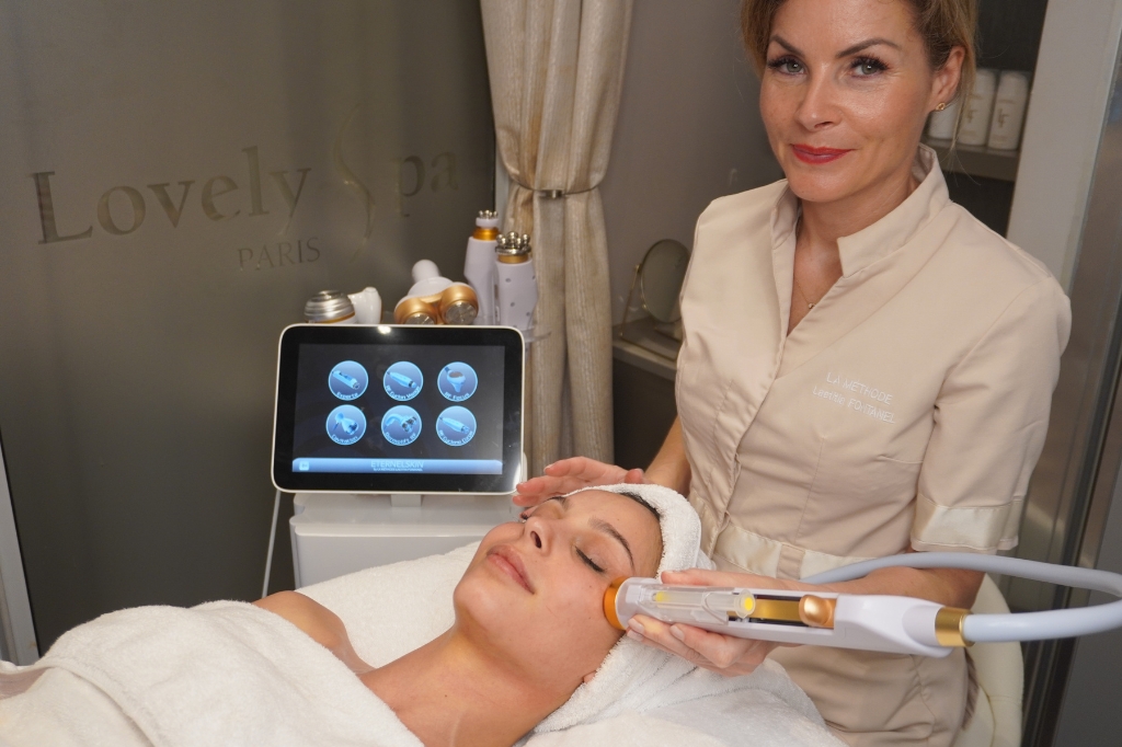 Appareil anti-âge visage professionnel